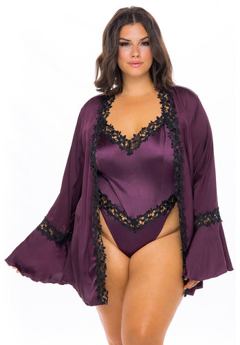 Short Polyester Embroidered Trim & Bell Sleeves Robe